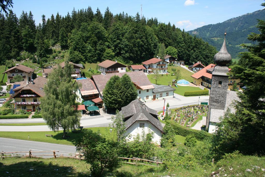 Gasthof Krisplwirt Hotel Exterior photo