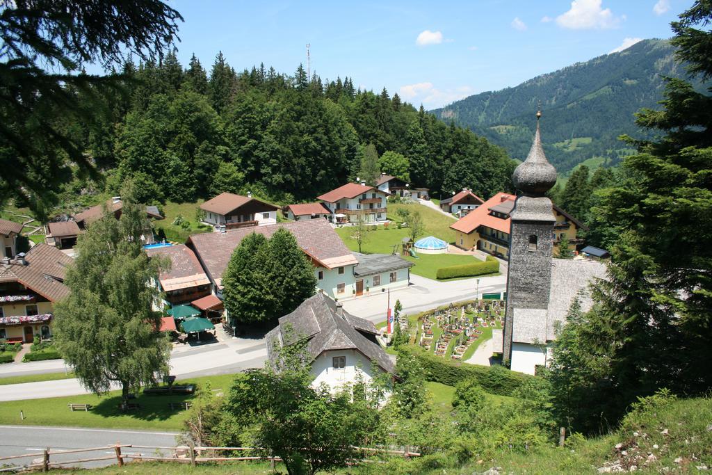 Gasthof Krisplwirt Hotel Exterior photo